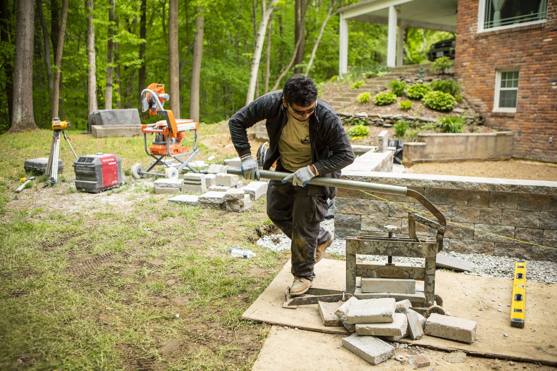 construction-wall-patio-10