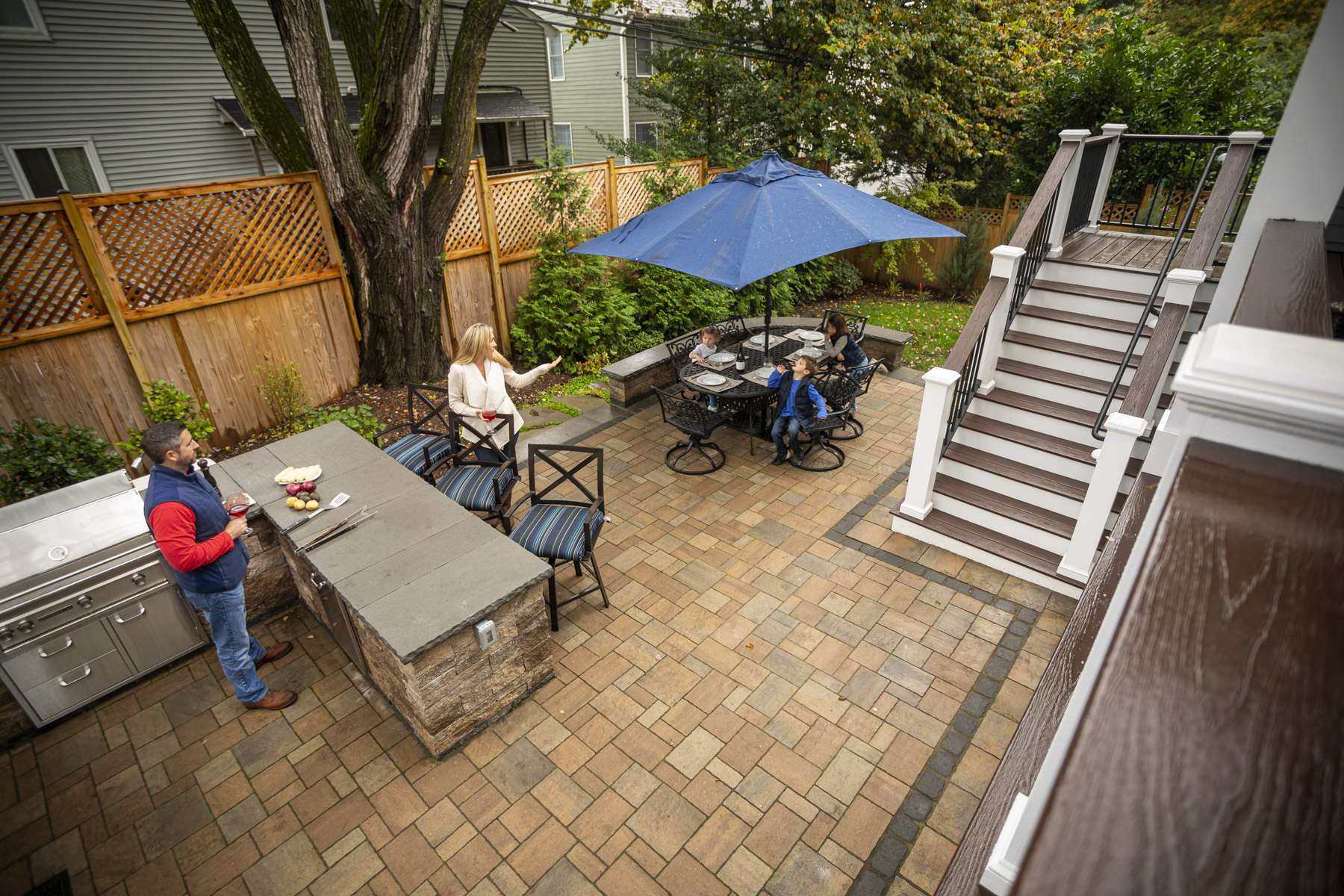 Kingstowne customer paver patio dining outdoor kitchen 2