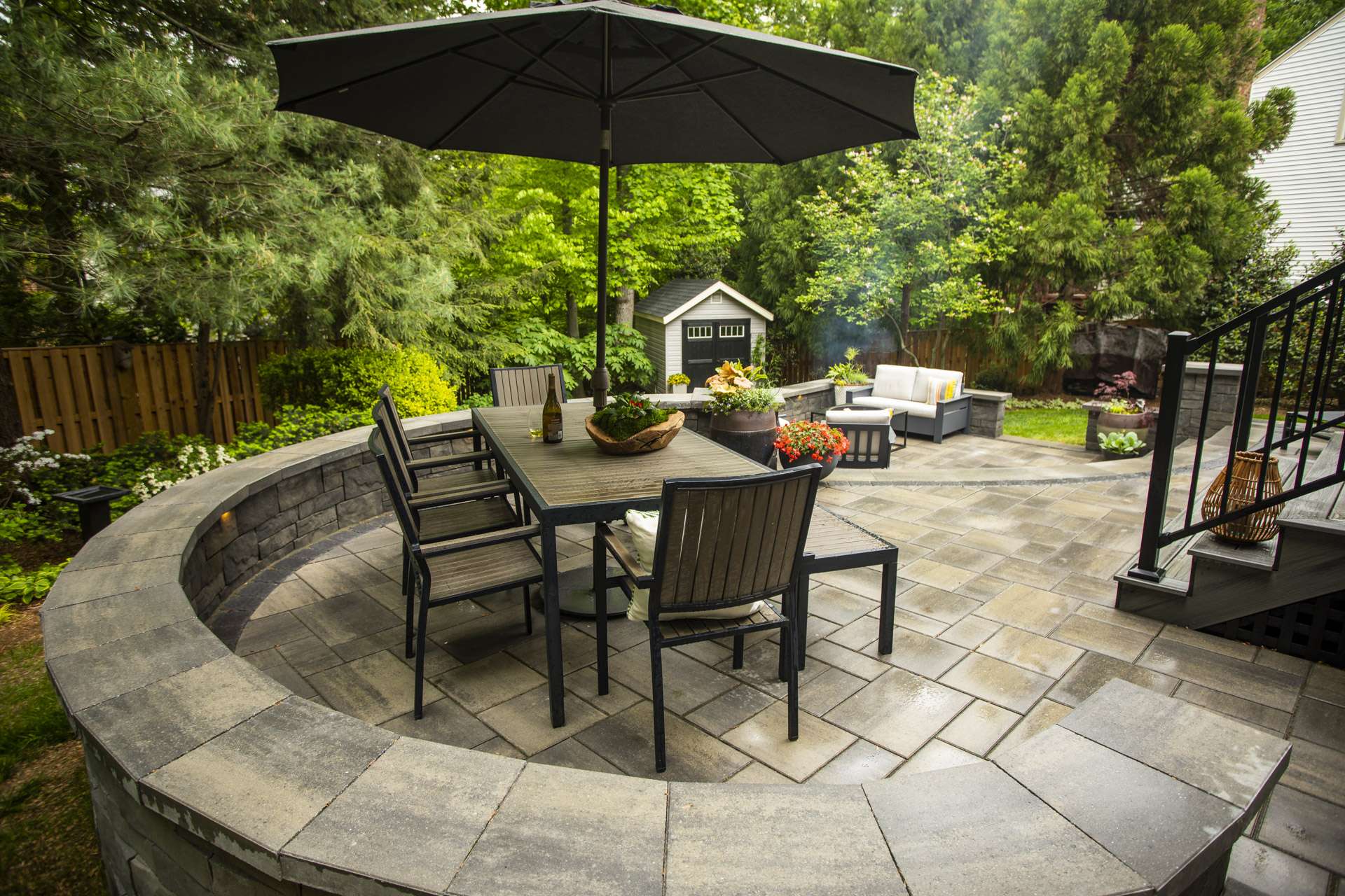 patio-table-shed