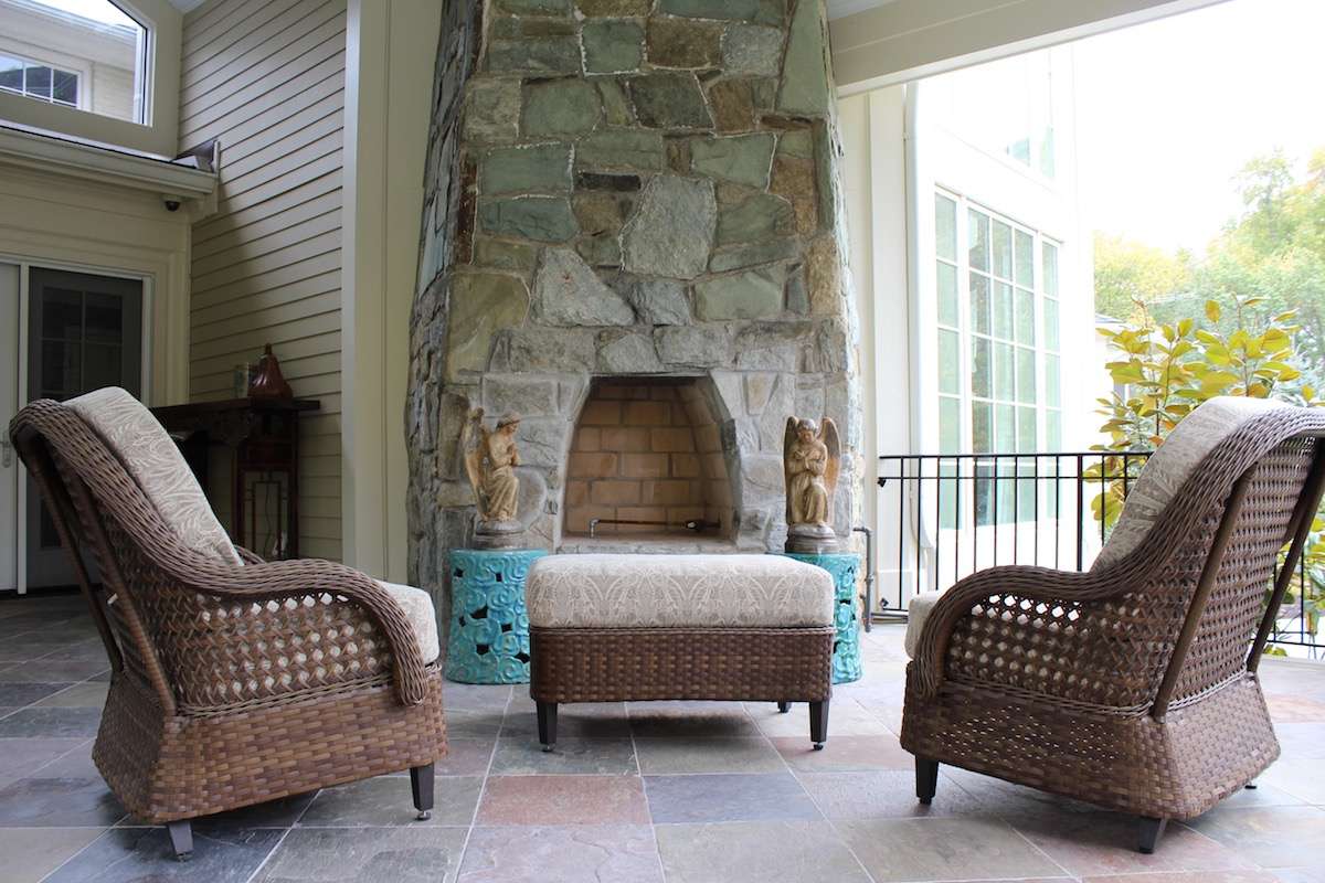 chairs-outdoor-fireplace-1