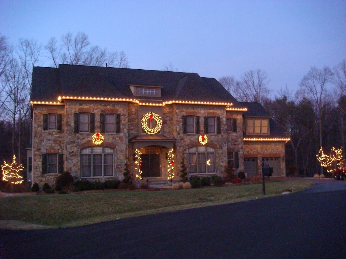 holiday-lighting-services-alexandria-5