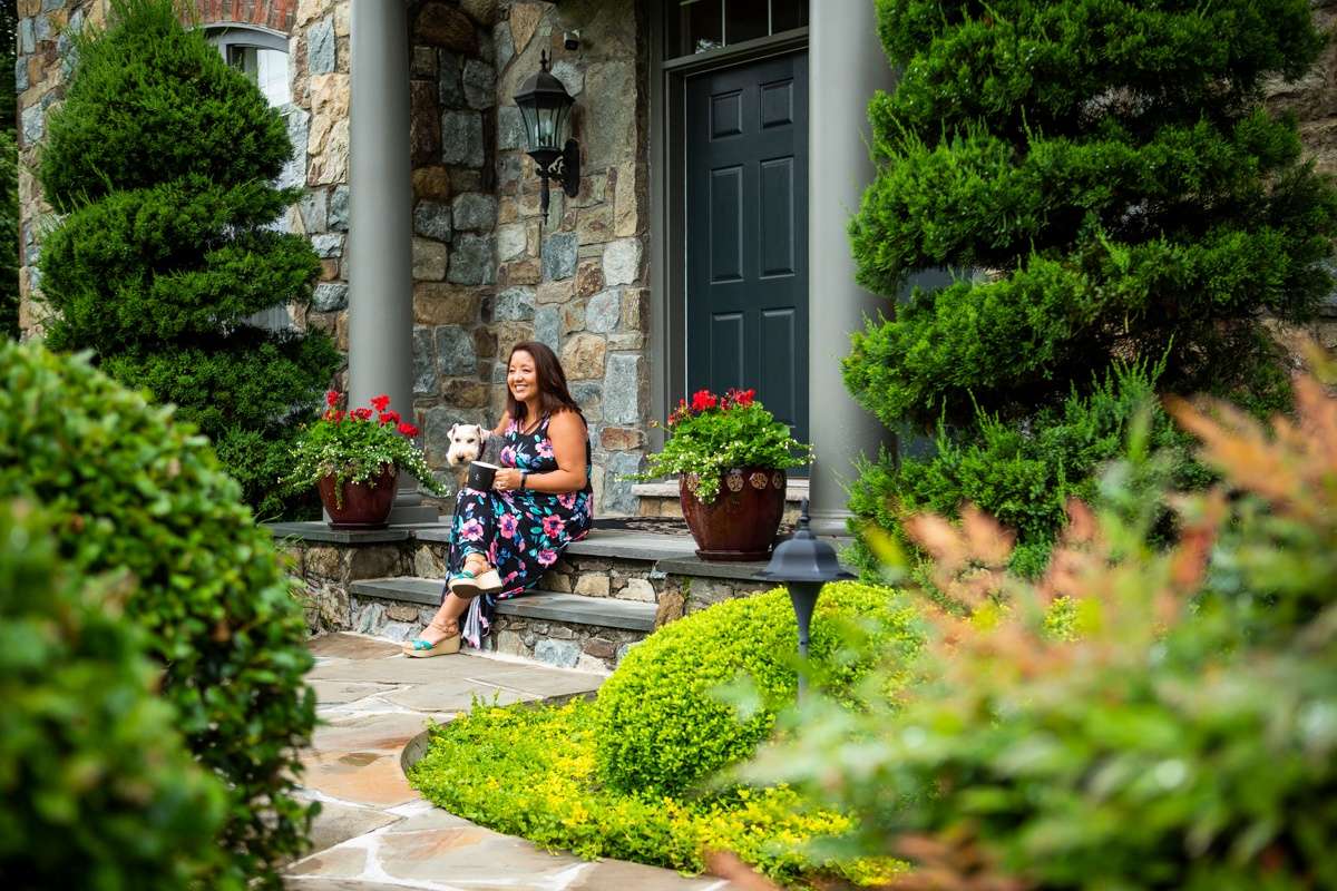 landscaping-front-porch-walkway